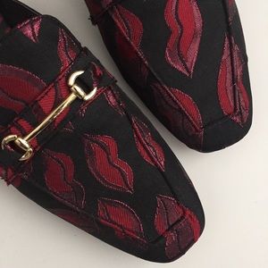 Steven By Steve Madden Shoes - Lip Pattern Slide On Loafers Steven By Steve Madden Shoes - Lip Pattern Slide On Loafers